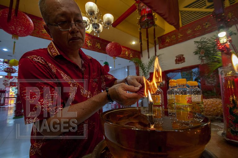 China Lunar New Year Prayers in Palu, Indonesia