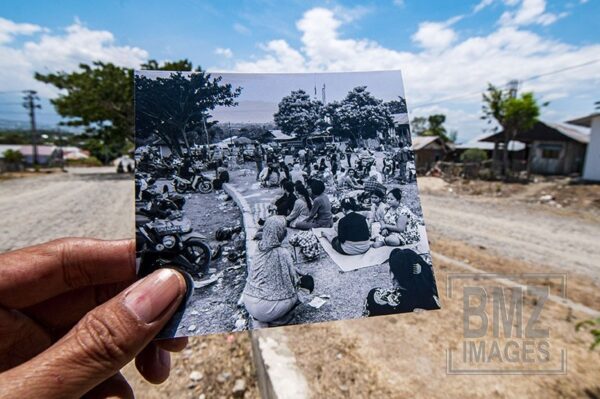 Salah satu titik pengungsian bagi warga di Kelurahan Duyu, Palu, Sulawesi Tengah, Kamis (26/9/2019). Tidak jauh dari tempat tersebut kini sedang dibangun Hunian tetap (Huntap) bagi korban bencana. bmzIMAGES/Basri Marzuki