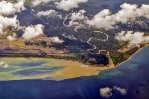 Foto udara landscape Teluk Palu, Sulawesi Tengah pada 25 Mei 2010. (bmzIMAGES/Basri Marzuki)