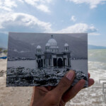 Masjid Arkam Baburrahman atau masjid terapung yang amblas akibat tsunami di Kampung Lere, Palu, Sulawesi Tengah, Kamis (26/9/2019). Hingga kini, masjid tersebut masih berada di posisinya dan selalu ramai dikunjungi warga. bmzIMAGES/Basri Marzuki Masjid Arkam Baburrahman atau masjid terapung yang amblas akibat tsunami di Kampung Lere, Palu, Sulawesi Tengah, Kamis (26/9/2019). Hingga kini, masjid tersebut masih berada di posisinya dan selalu ramai dikunjungi warga. bmzIMAGES/Basri Marzuki